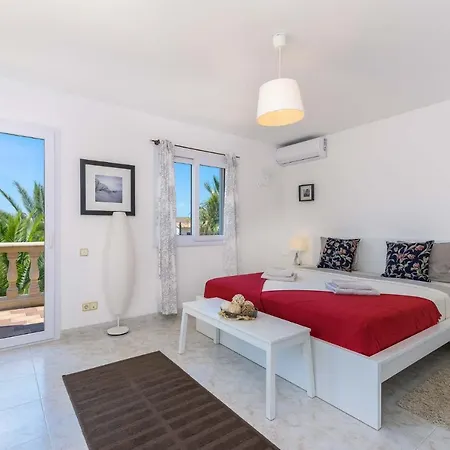 2263 Sunny With Views Over The Bay Of Palma * Badia Gran