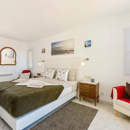 2263 Sunny With Views Over The Bay Of Palma Villa